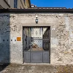 Corenno Plinio - Castello Oleandro Housing Among And Castle Apartment Dervio